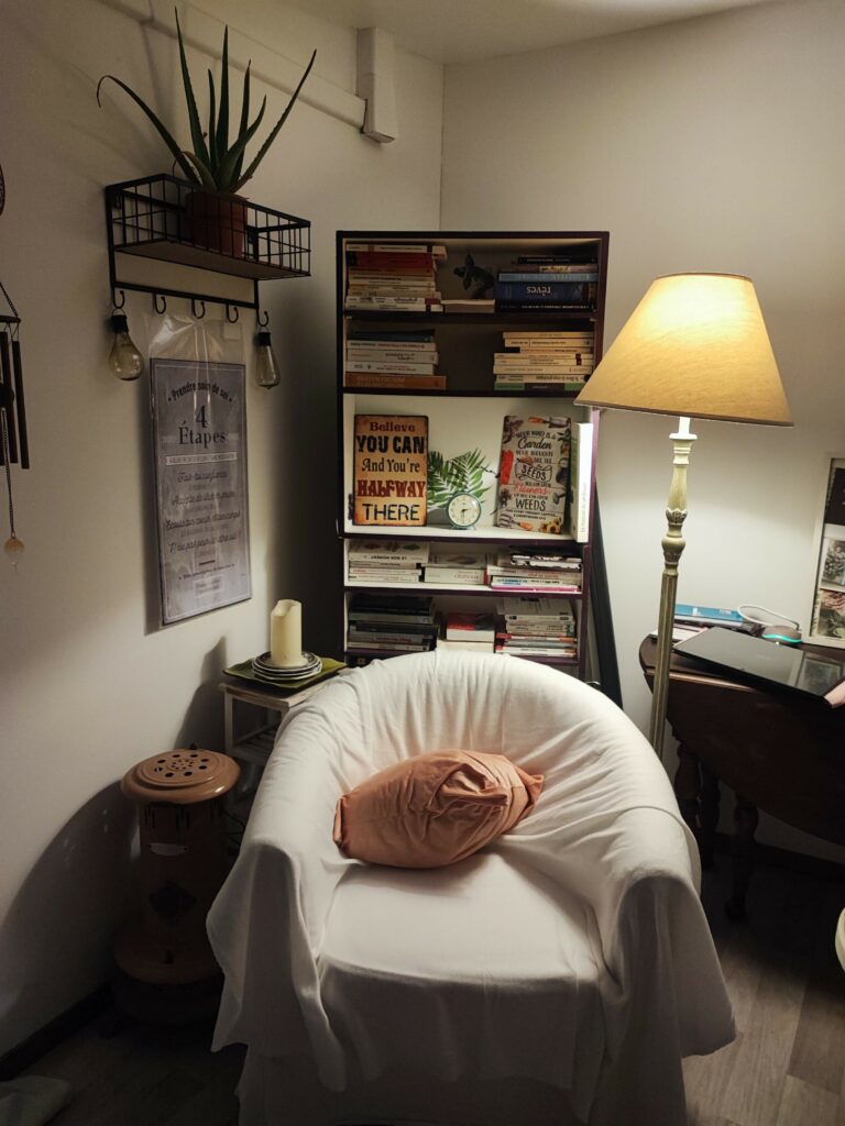 Consultation de psychologie à distance – VISIO ou TELEPHONE - Souffrance au travail – Ateliers- Formation- RH - QVT – Psychologie Positive- Cabinet RENAI'Sens - Christelle CHOLLET Psychologue – HOUILLES – LA MADELEINE DE NONANCOURT